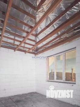 Коттедж 168м², 2-этажный, участок 6 сот.  