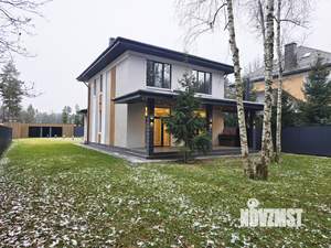 Дом 195м&sup2;, 2-этажный, участок 10 сот.  