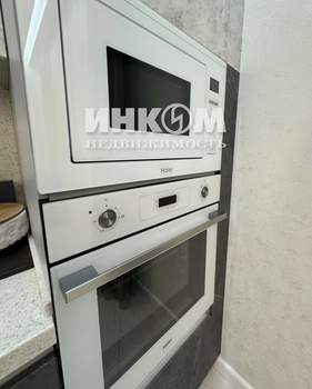 Дом 330м&sup2;, 2-этажный, участок 13 сот.  