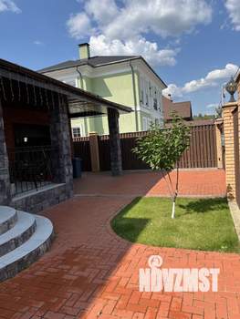 Коттедж 300м², 3-этажный, участок 10 сот.  