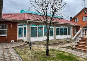 Дом 360м², 3-этажный, участок 10 сот.  