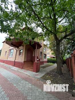 Дом 350м², 2-этажный, участок 20 сот.  