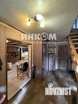 Дом 203м&sup2;, 3-этажный, участок 10 сот.  