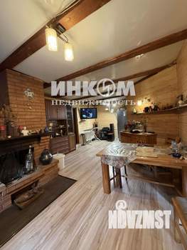 Дом 203м&sup2;, 3-этажный, участок 10 сот.  