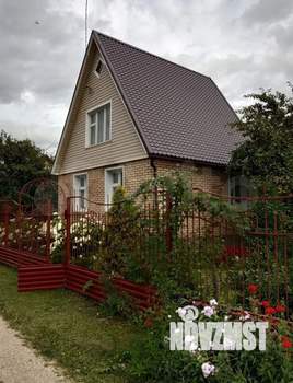 Дом 50м², 2-этажный, участок 6 сот.  