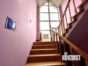 Дом 230м², 2-этажный, участок 10 сот.  