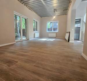 Дом 150м², 2-этажный, участок 6 сот.  