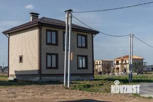 Коттедж 140м², 2-этажный, участок 6 сот.  
