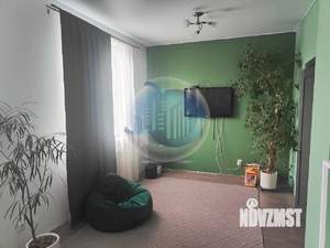Дом 218м², 3-этажный, участок 4 сот.  