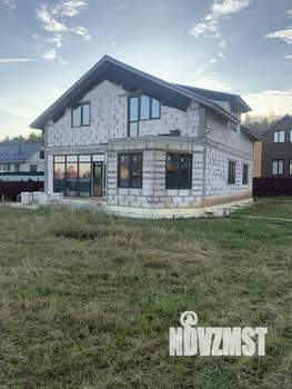 Дом 207м&sup2;, 2-этажный, участок 7 сот.  