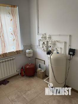 Коттедж 110м², 2-этажный, участок 10 сот.  