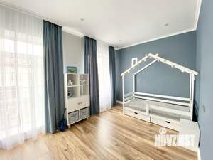 Таунхаус 150м², 3-этажный, участок 2 сот.  