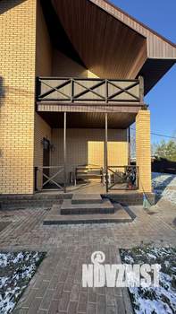 Коттедж 170м², 2-этажный, участок 10 сот.  