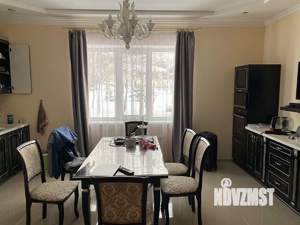 Коттедж 140м², 2-этажный, участок 7 сот.  