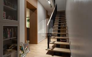 Дом 202м&sup2;, 2-этажный, участок 10 сот.  