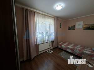 Коттедж 240м², 2-этажный, участок 6 сот.  