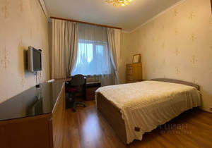 Дом 500м², 3-этажный, участок 10 сот.  