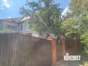 Дом 326м², 3-этажный, участок 13 сот.  