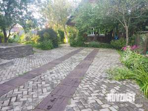 Дом 125м&sup2;, 3-этажный, участок 8 сот.  