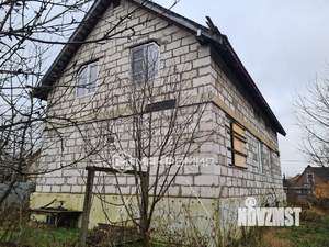 Дом 195м², 3-этажный, участок 6 сот.  