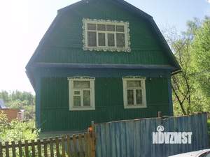 Дом 50м², 2-этажный, участок 6 сот.  