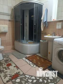 Дом 240м², 2-этажный, участок 4 сот.  