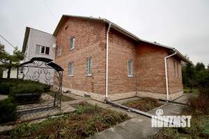 Дом 290м², 2-этажный, участок 27 сот.  