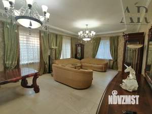 Коттедж 446м², 4-этажный, участок 12 сот.  