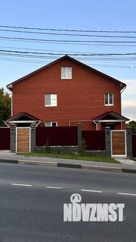 Таунхаус 220м², 2-этажный, участок 6 сот.  
