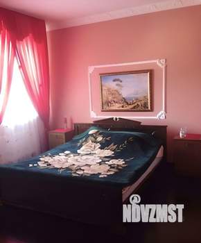 Дом 250м&sup2;, 2-этажный, участок 18 сот.  