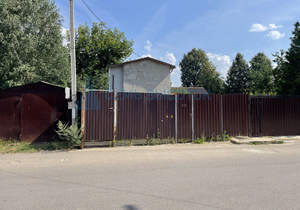 Дом 27м², 2-этажный, участок 1 сот.  
