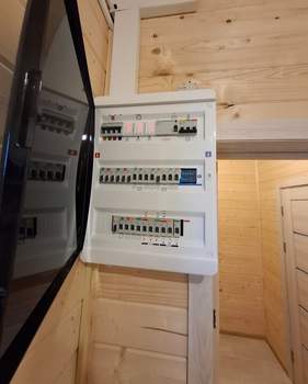 Дом 132м&sup2;, 2-этажный, участок 6 сот.  