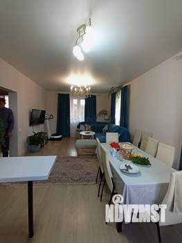 Дом 150м², 2-этажный, участок 8 сот.  