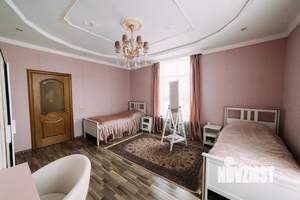 Коттедж 433м², 3-этажный, участок 9 сот.  