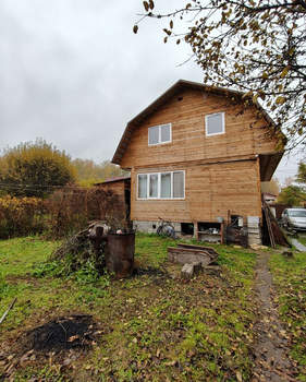 Дом 90м&sup2;, 2-этажный, участок 6 сот.  