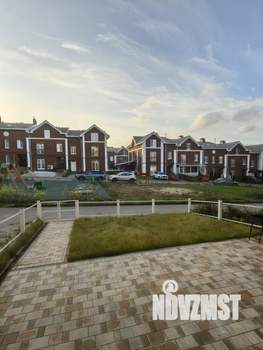 Таунхаус 100м², 3-этажный, участок 1 сот.  