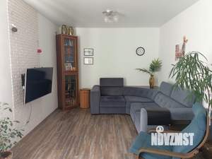 Дом 200м², 3-этажный, участок 6 сот.  