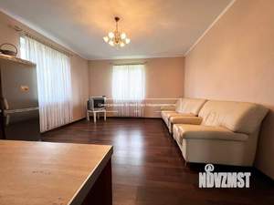 Дом 160м², 2-этажный, участок 6 сот.  