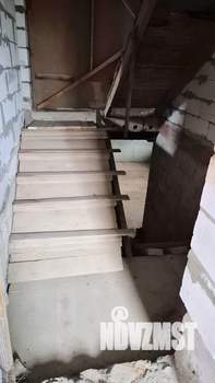 Дом 360м², 4-этажный, участок 12 сот.  