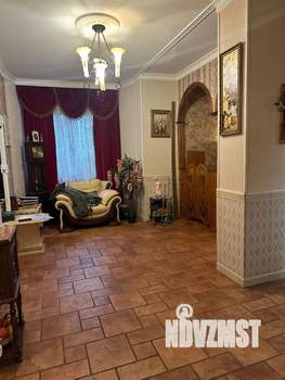 Коттедж 273м&sup2;, 3-этажный, участок 8 сот.  