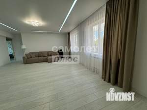 Дом 240м², 2-этажный, участок 8 сот.  