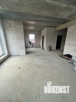 Дом 250м², 2-этажный, участок 10 сот.  