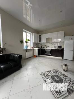 Коттедж 220м², 2-этажный, участок 9 сот.  