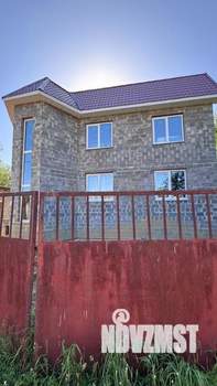 Дом 200м&sup2;, 3-этажный, участок 6 сот.  