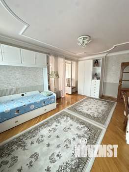 Дом 350м², 2-этажный, участок 20 сот.  