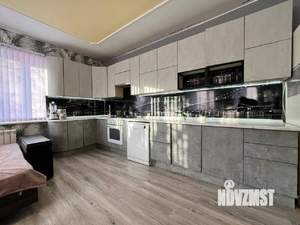 Дом 250м², 3-этажный, участок 5 сот.  