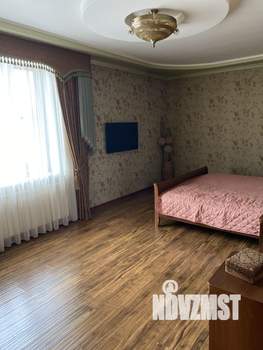 Коттедж 204м², 2-этажный, участок 7 сот.  
