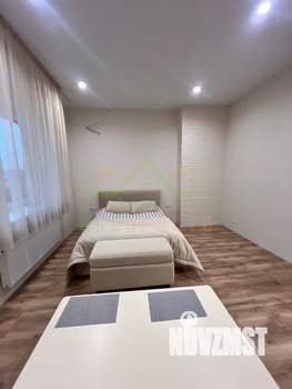 Дом 320м², 3-этажный, участок 12 сот.  