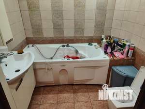Дом 250м², 3-этажный, участок 4 сот.  