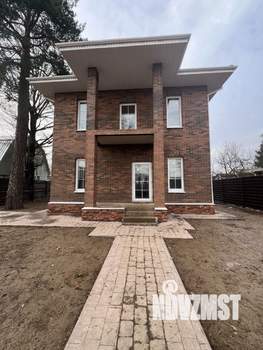 Дом 220м², 3-этажный, участок 6 сот.  